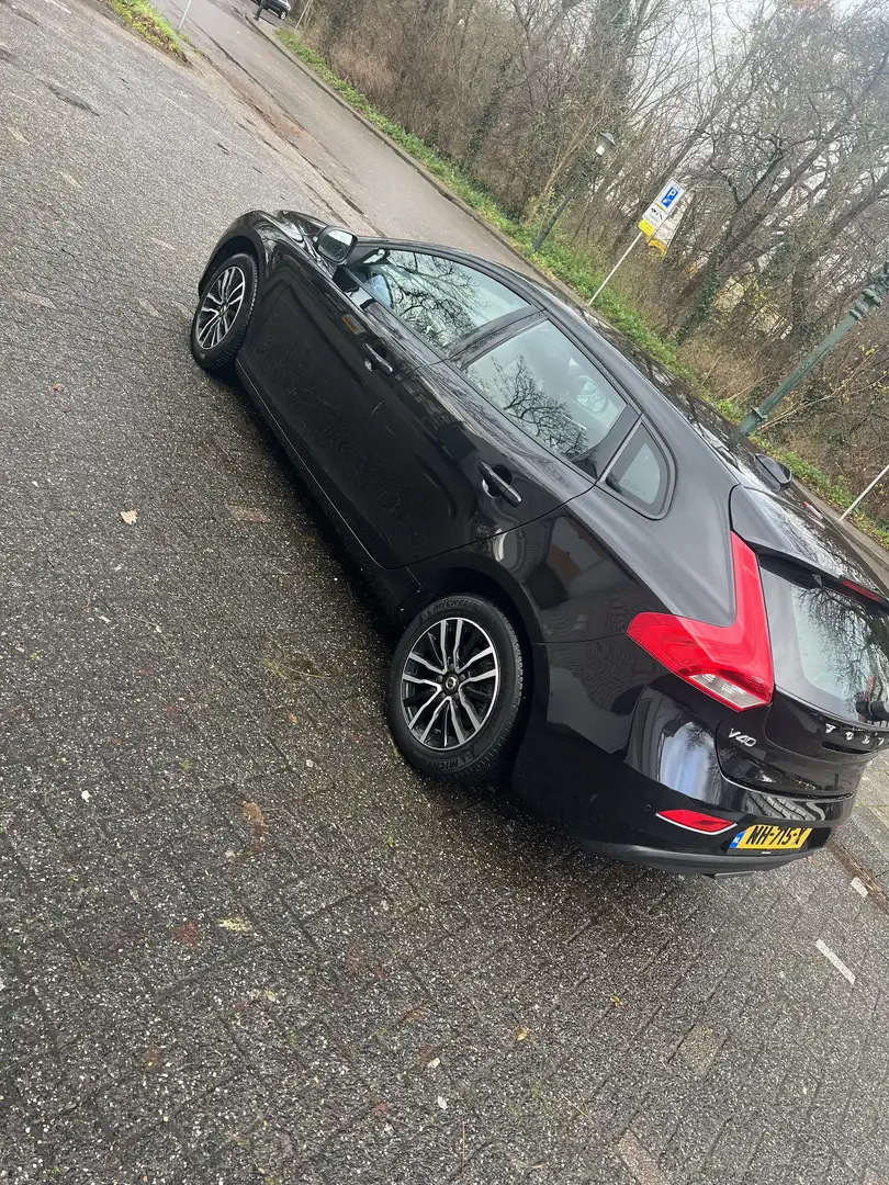 Volvo V40 T2 Geartronic - 1