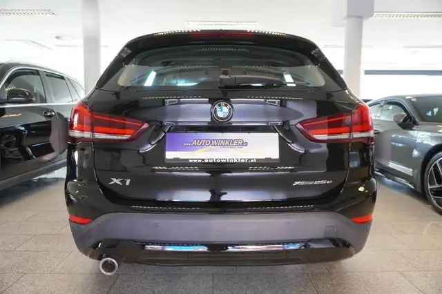 BMW X1 view 6