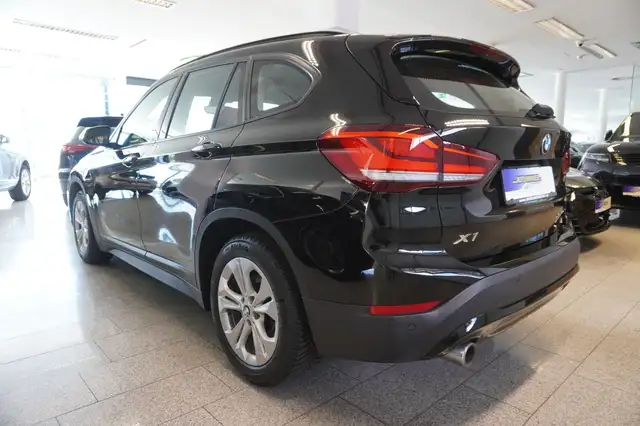 BMW X1 view 4