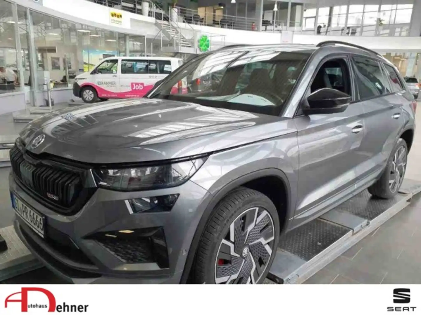 Skoda Kodiaq RS TSI 4x4 STANDHZ+PANO+AHK+LEDER+CANTON Klima Grau - 1
