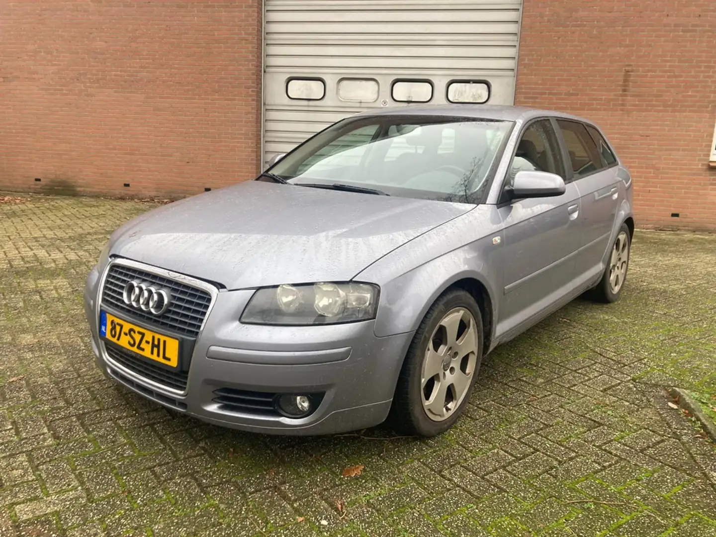 Audi A3 Sportback 1.9 TDI Ambition Pro Line Grijs - 1