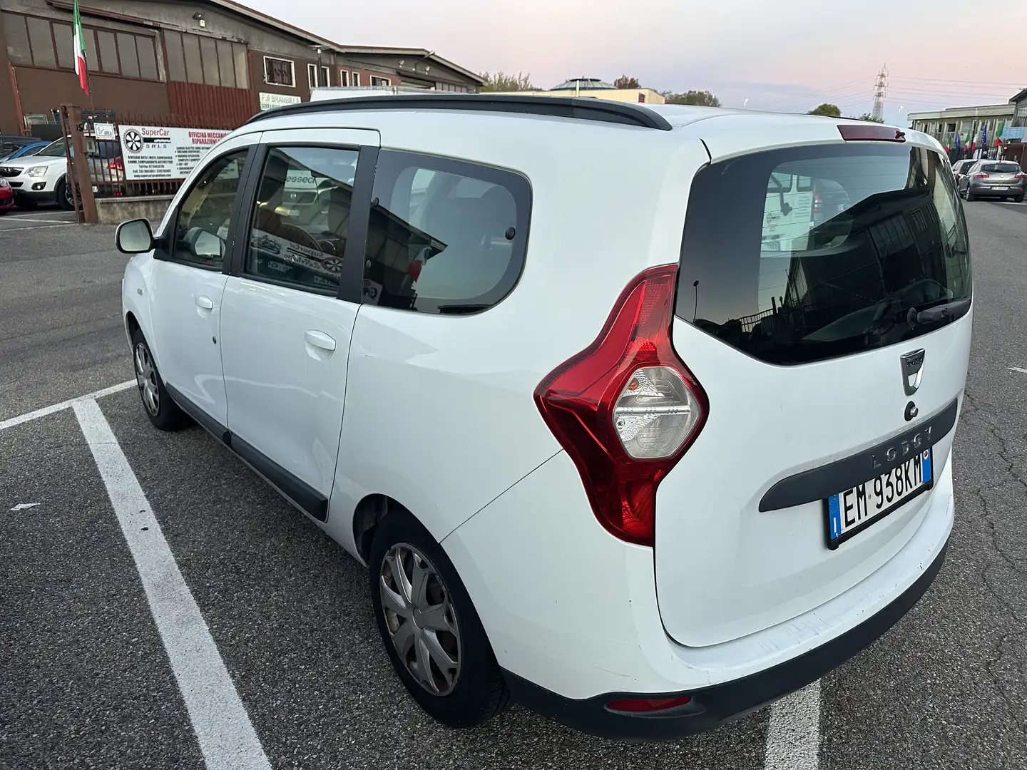 Dacia Lodgy 1.6 Ambiance, 60kw, 7 Posti, Euro 5B Bianco - 2