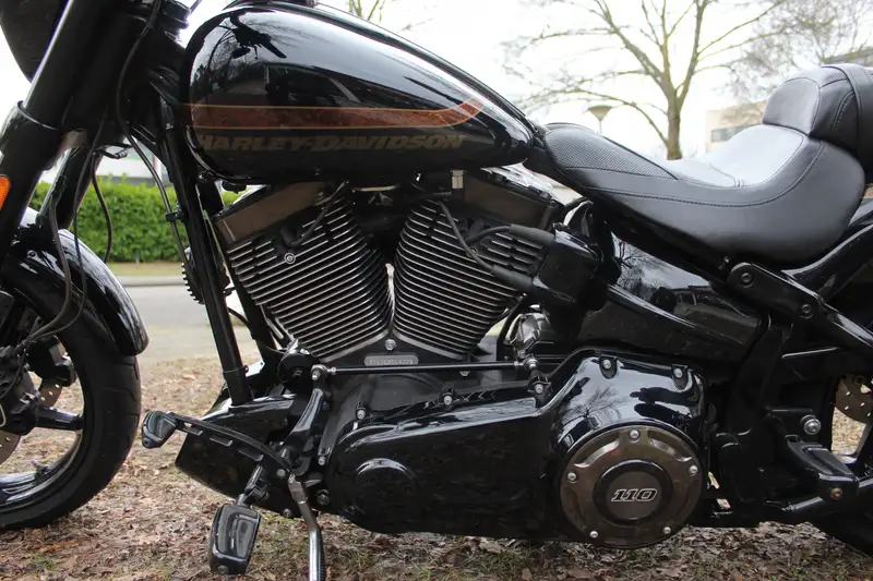 Harley-Davidson CVO Pro Street - foto 2