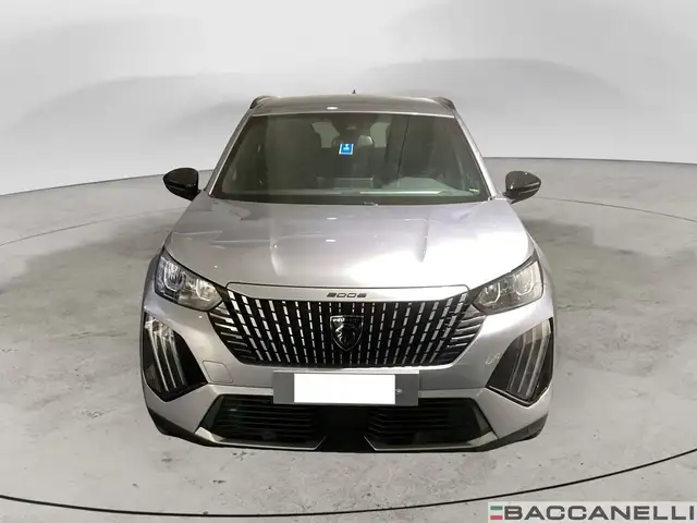 Peugeot 2008 view 6
