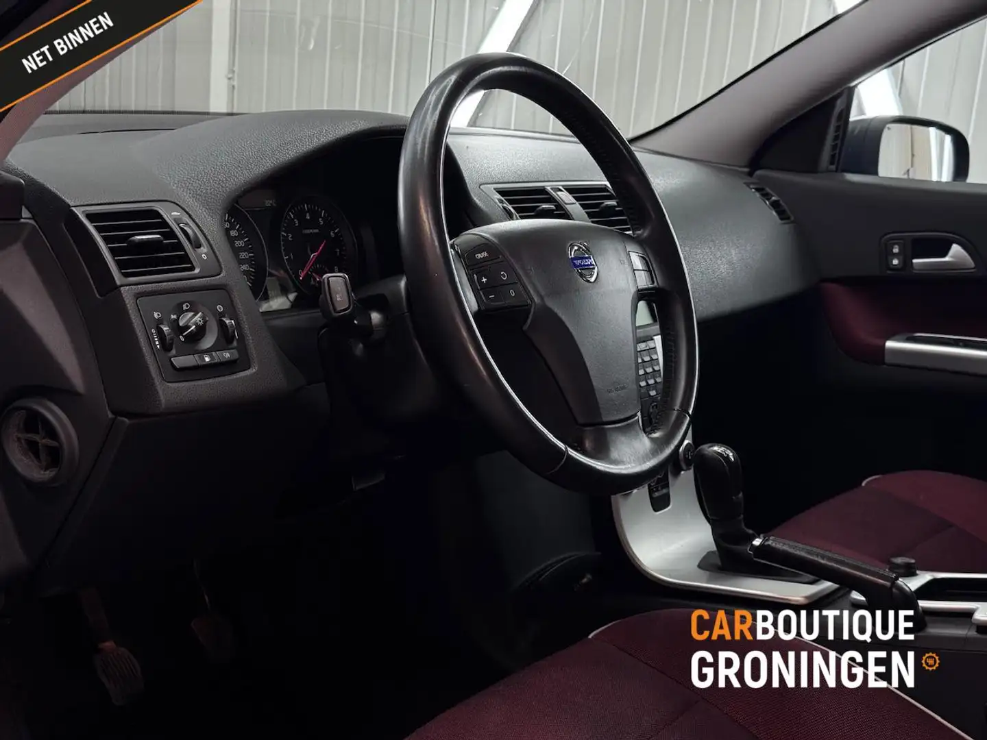 Volvo C30 1.8F Kinetic| CLIMA | CRUISE | NAP | ORI NL Zwart - 2
