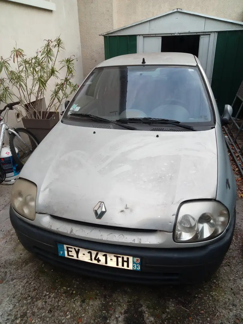 Renault Clio Clio 1.4i 16V RXE A Gris - 2
