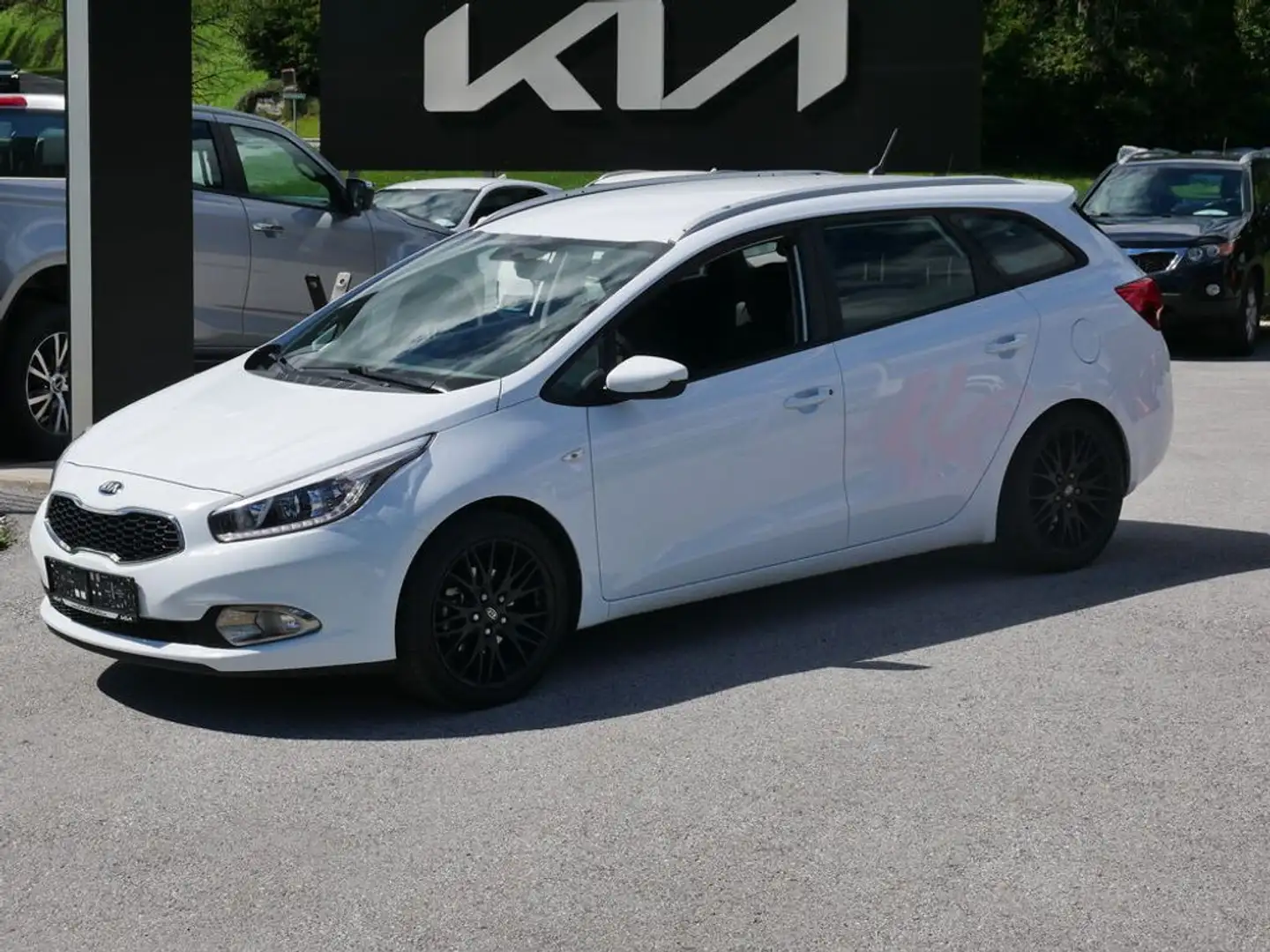 Kia Ceed SW / cee'd SW 1,6 CRDi Cool Blanc - 1