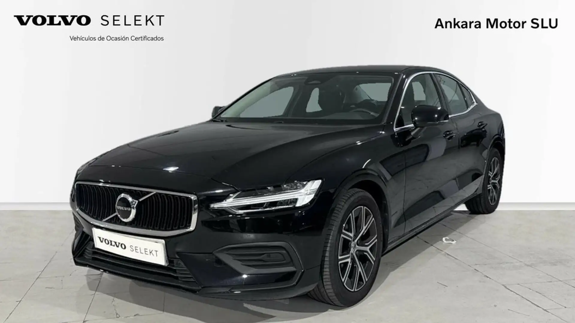 Volvo S60 2.0 B4 P CORE DCT 4P Schwarz - 1