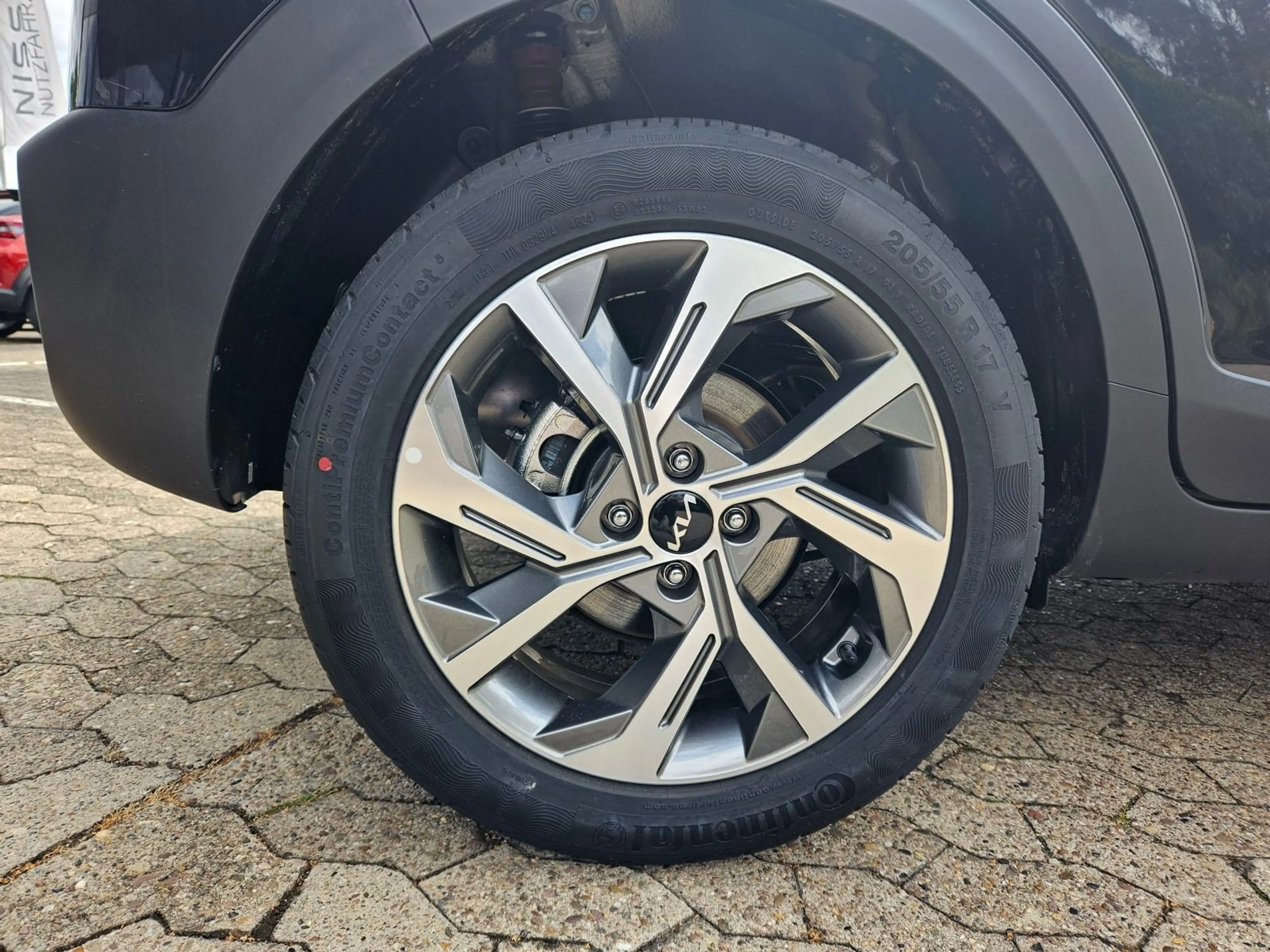 Kia Stonic 1.0 T-GDI Mild-Hybrid GT Line — photo 8
