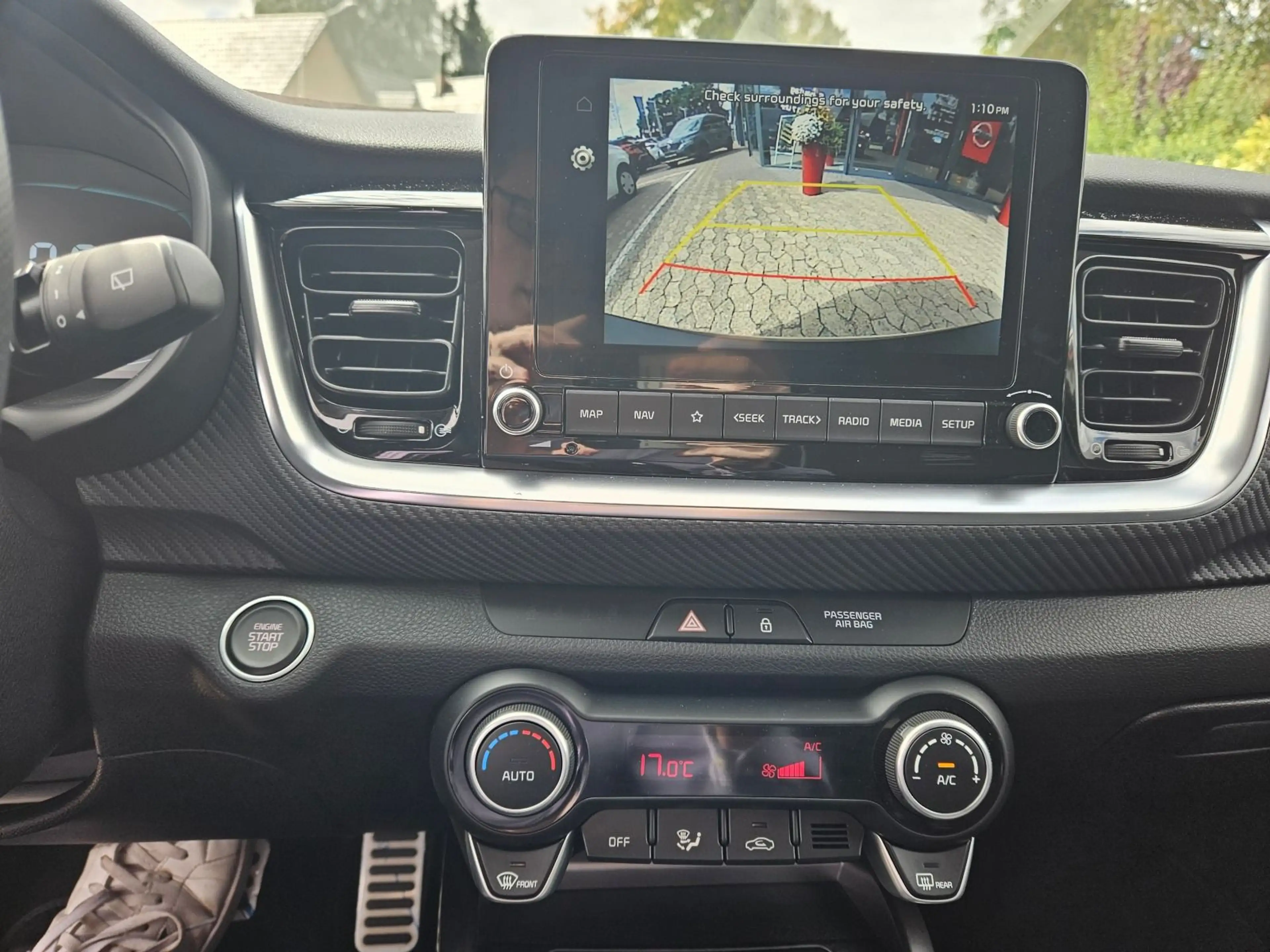 Kia Stonic 1.0 T-GDI Mild-Hybrid GT Line — photo 14