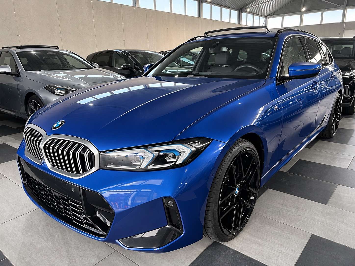 BMW 320