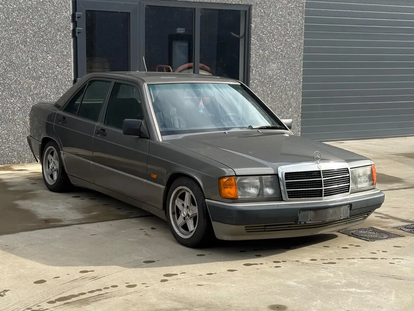 Mercedes-Benz 190 190 D Bruin - 1