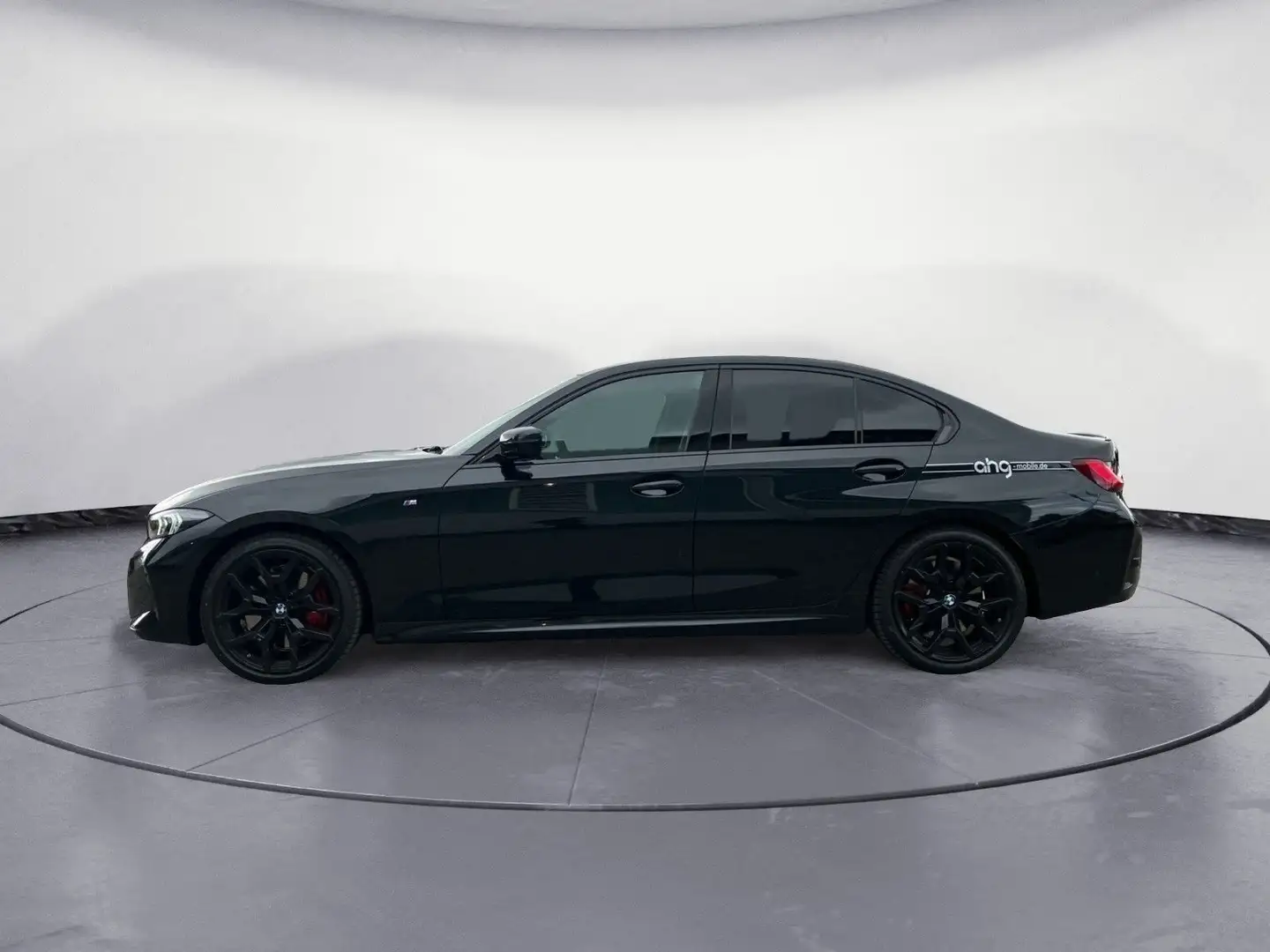 BMW 320 d xDrive Limousine Schwarz - 2