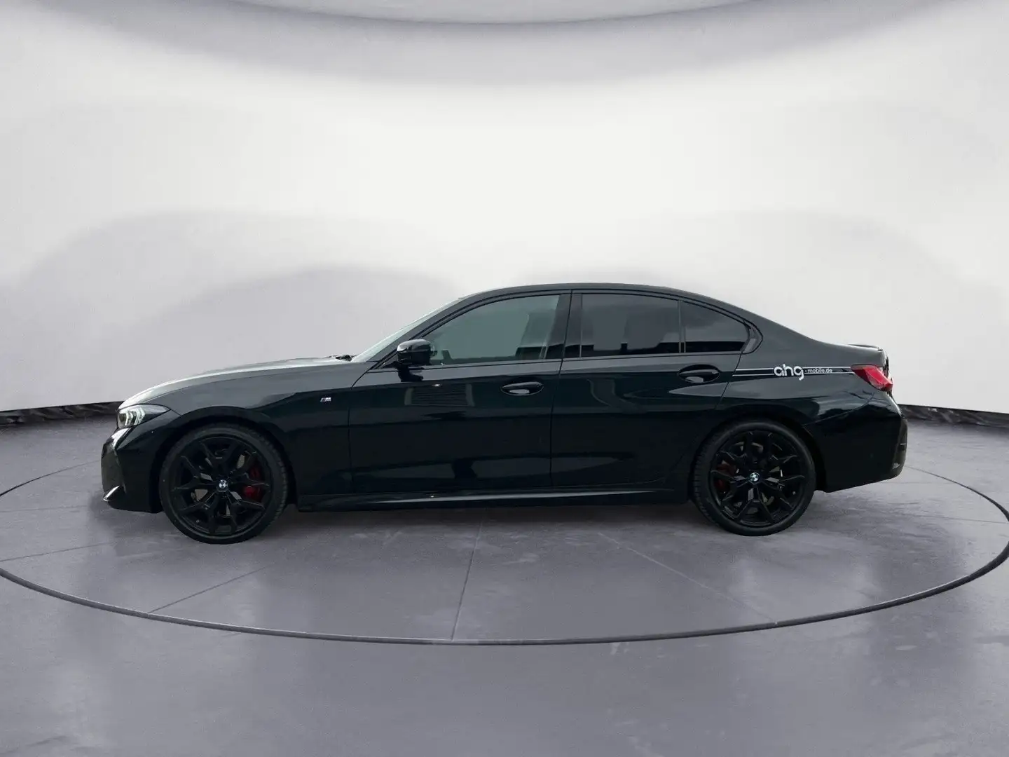 BMW 320 d xDrive Limousine Schwarz - 2