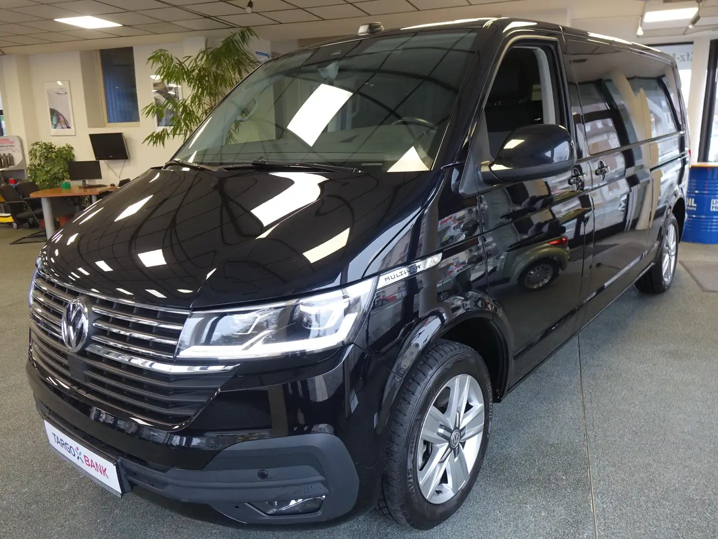 Volkswagen T6.1 Multivan Multivan Comfortline lang FWD+STHZ+ACC+Alcantara+ Noir - 2