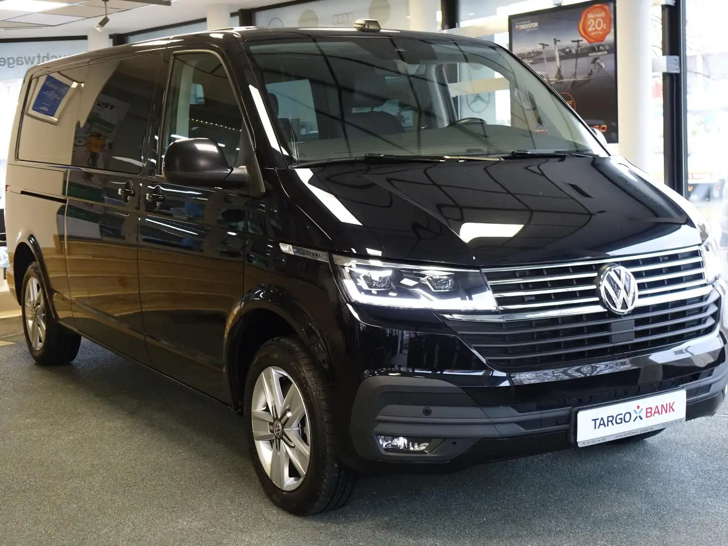 Volkswagen T6.1 Multivan Multivan Comfortline lang FWD+STHZ+ACC+Alcantara+ Noir - 1