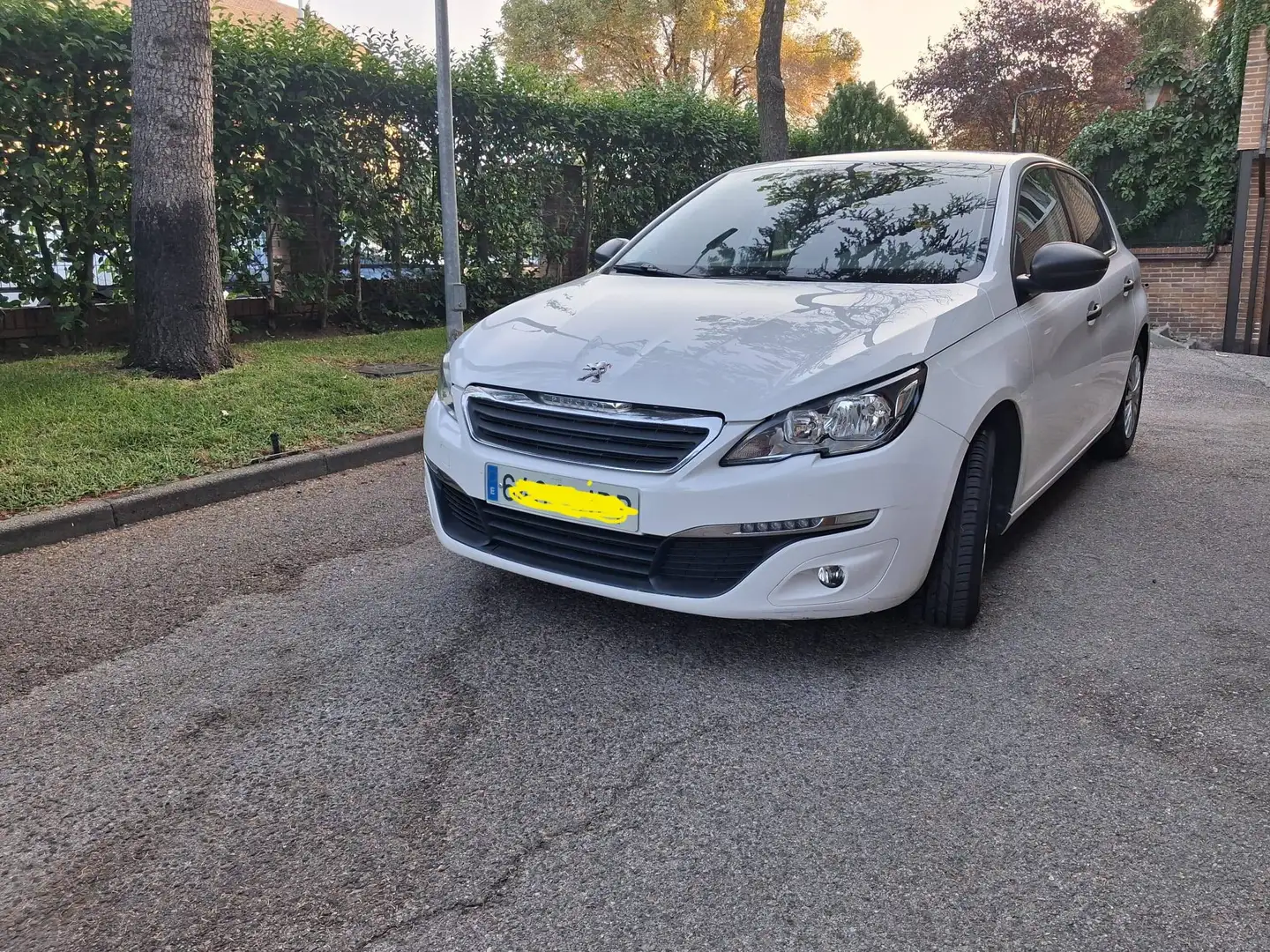 Peugeot 308 308 SW 1.2 PureTech S Blanco - 2