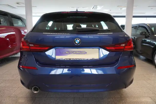 BMW 1 Series view 6