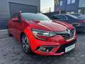 Renault Megane IV Grandtour BOSE-Edition +HUD+Navi+AHK+T-Leder+ Rot - thumbnail 3