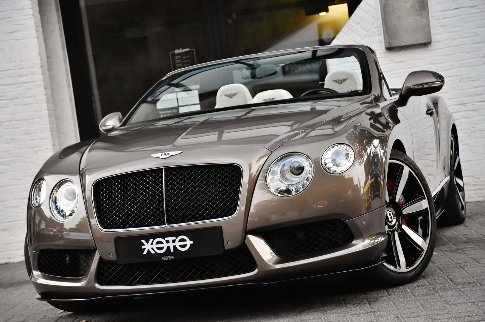 Bentley Continental GTC V8 S 4WD *** TOP CONDITION *** Brun - 1