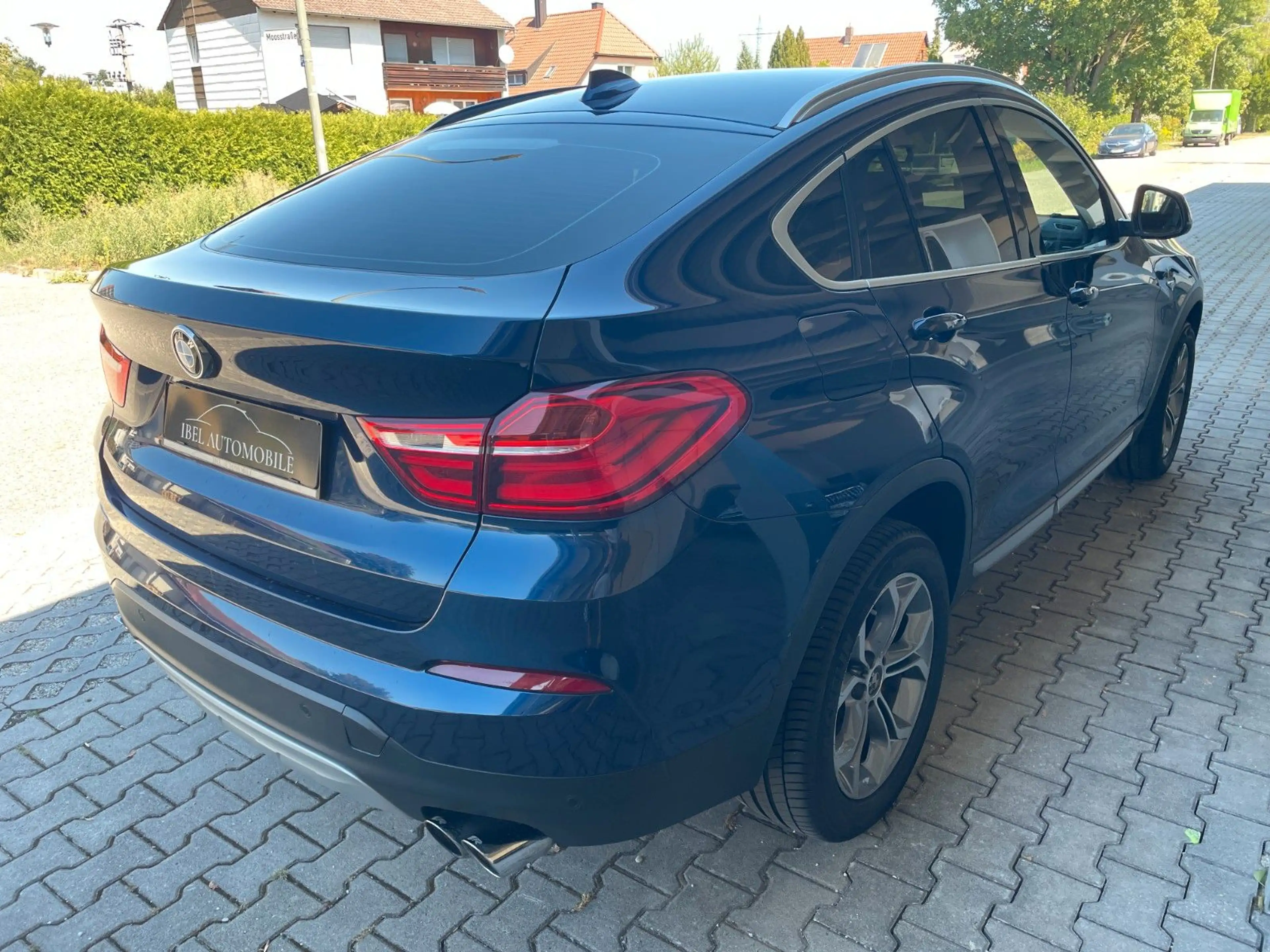 BMW X4 xDrive30d Aut. xLine NaviPro LED AHK ACC H&K — photo 2