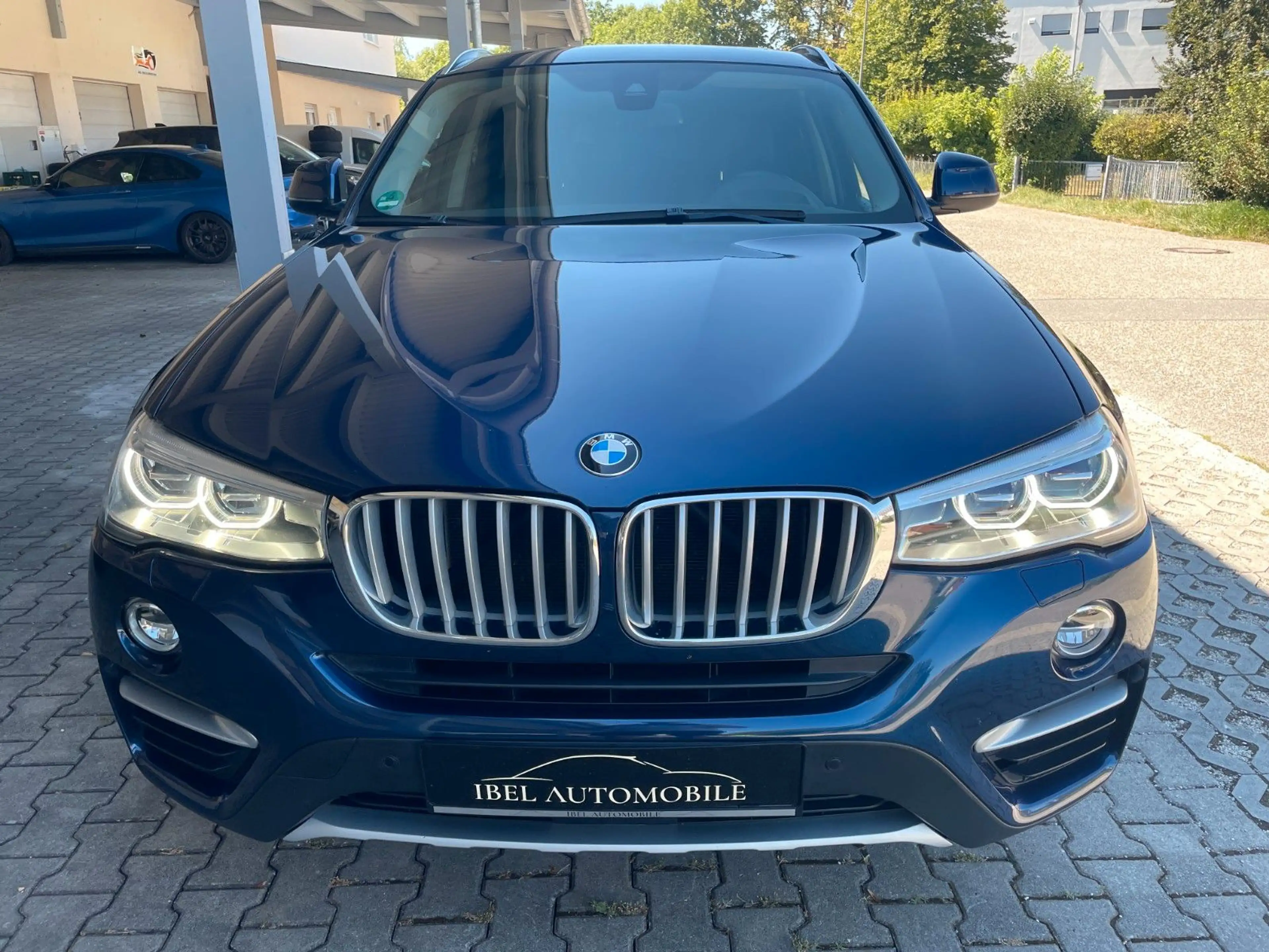 BMW X4 xDrive30d Aut. xLine NaviPro LED AHK ACC H&K — photo 4