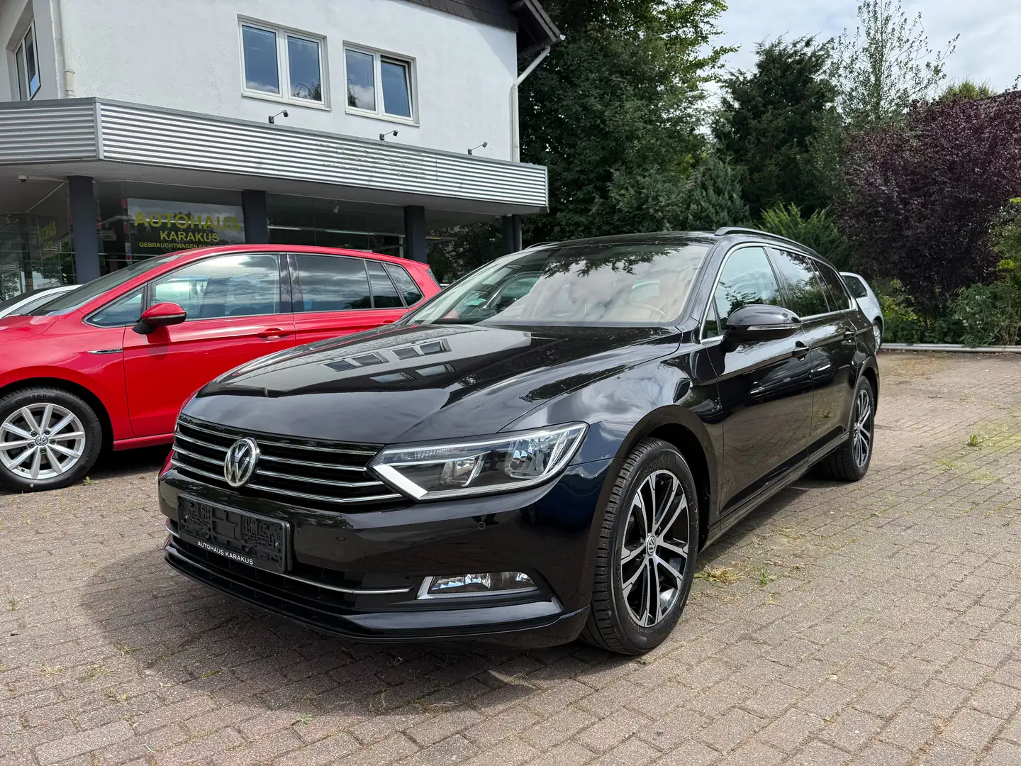 Volkswagen Passat Variant 1.4 TSI DSG Navi/Kamera/ACC/DCC/Carplay/Standh. Schwarz - 1