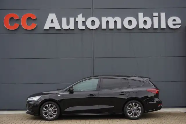 Ford Focus Turnier Aut. ST Line/LED/Navi/Assistenz/