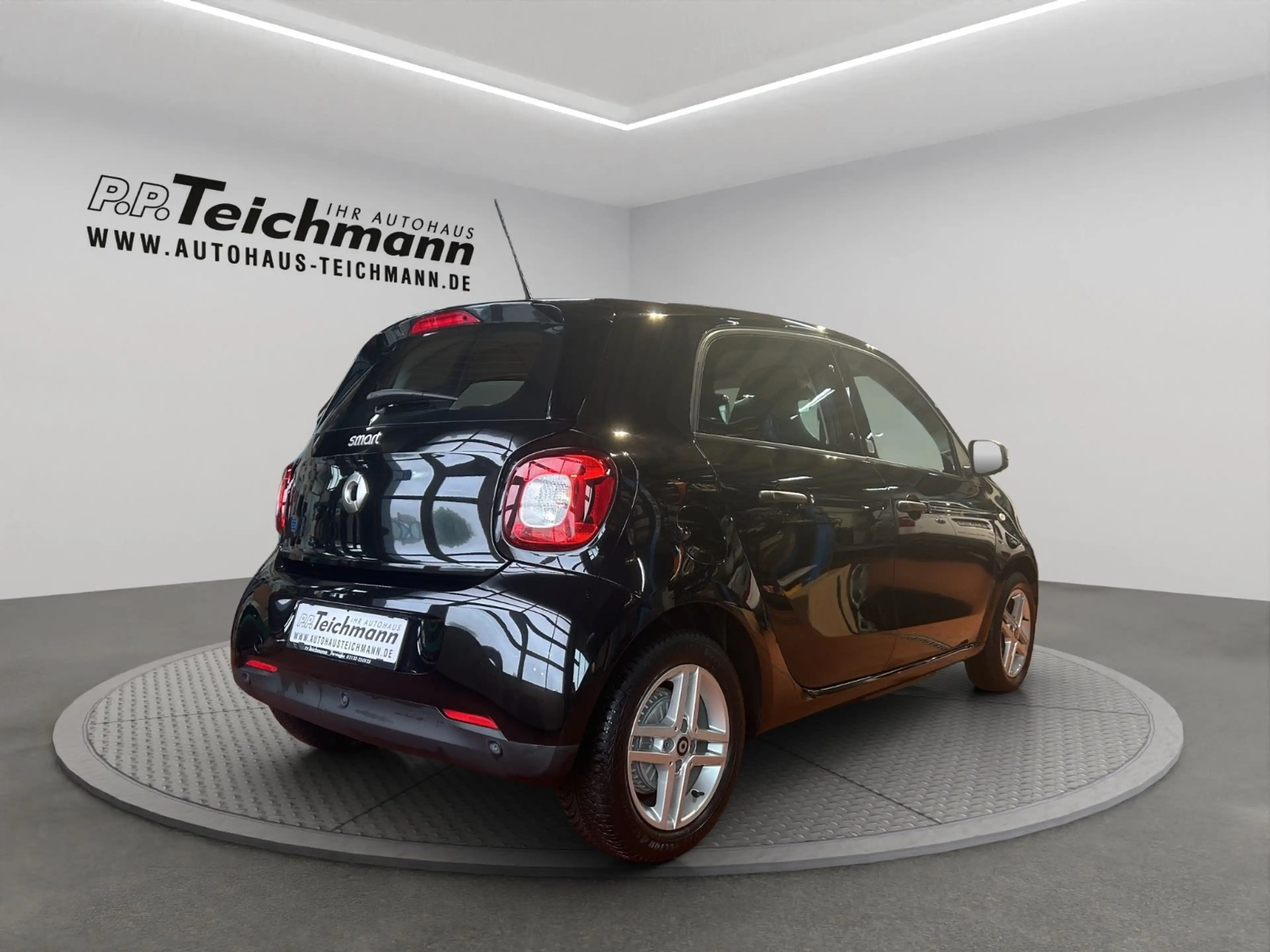 smart forFour forfour electric drive / EQ — photo 5