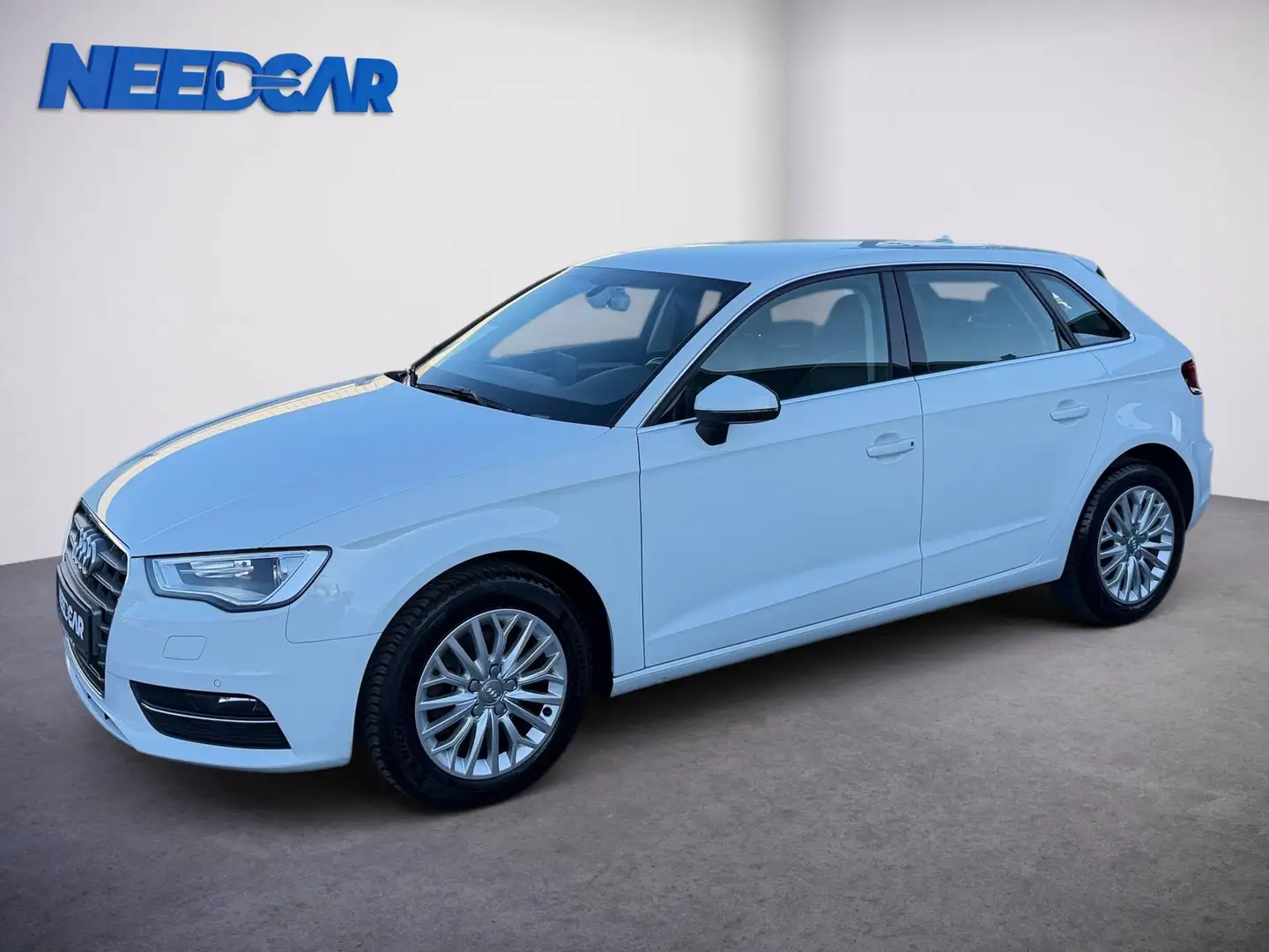 Audi A3 Sportback 1.6 TDI Ambiente Weiß - 1