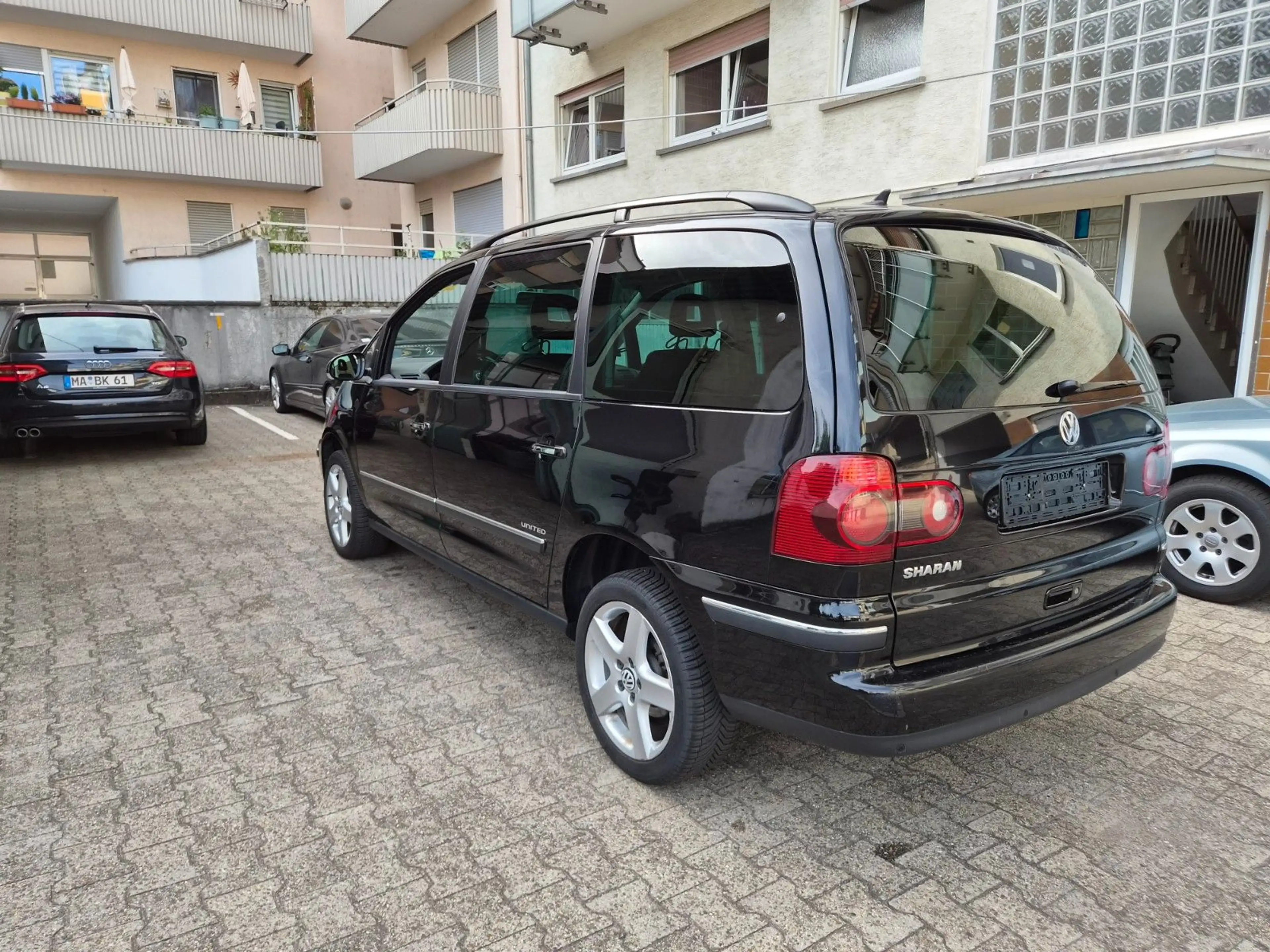 Volkswagen Sharan 2.0 / 1.Hand / TÜV NEU — photo 6