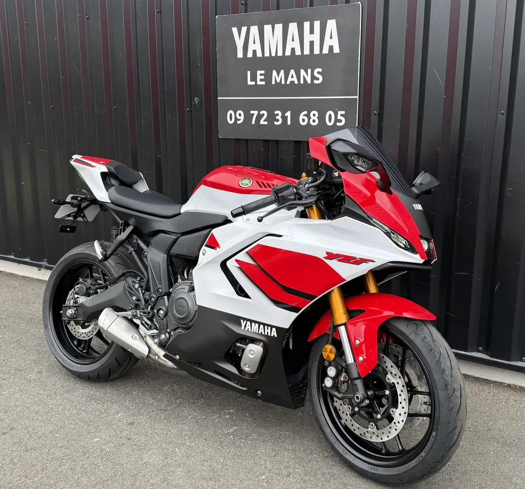 Yamaha YZF-R7