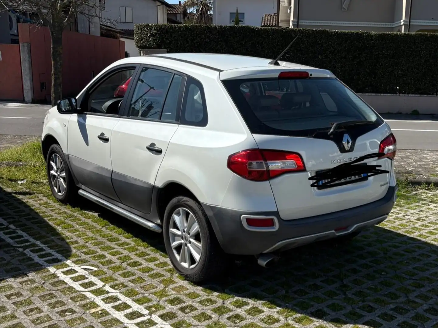 Renault Koleos 2.5 16v Gpl 4x2 170cv Blanco - 1