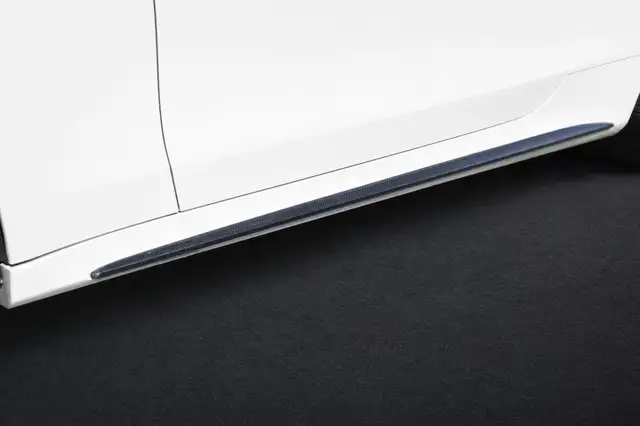 Mercedes-Benz C-Class view 10