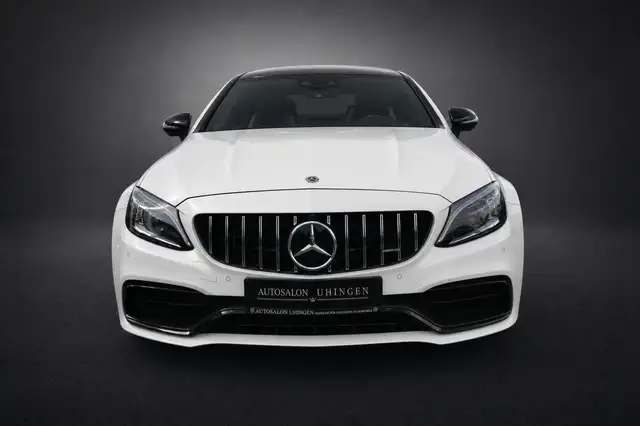 Mercedes-Benz C-Class view 3