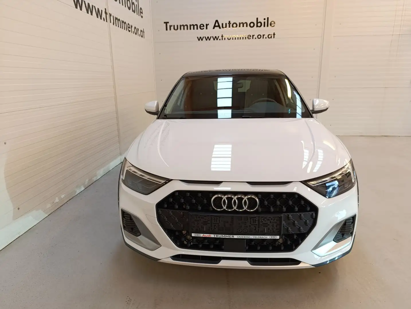 Audi A1 30 TFSI intense Weiß - 2