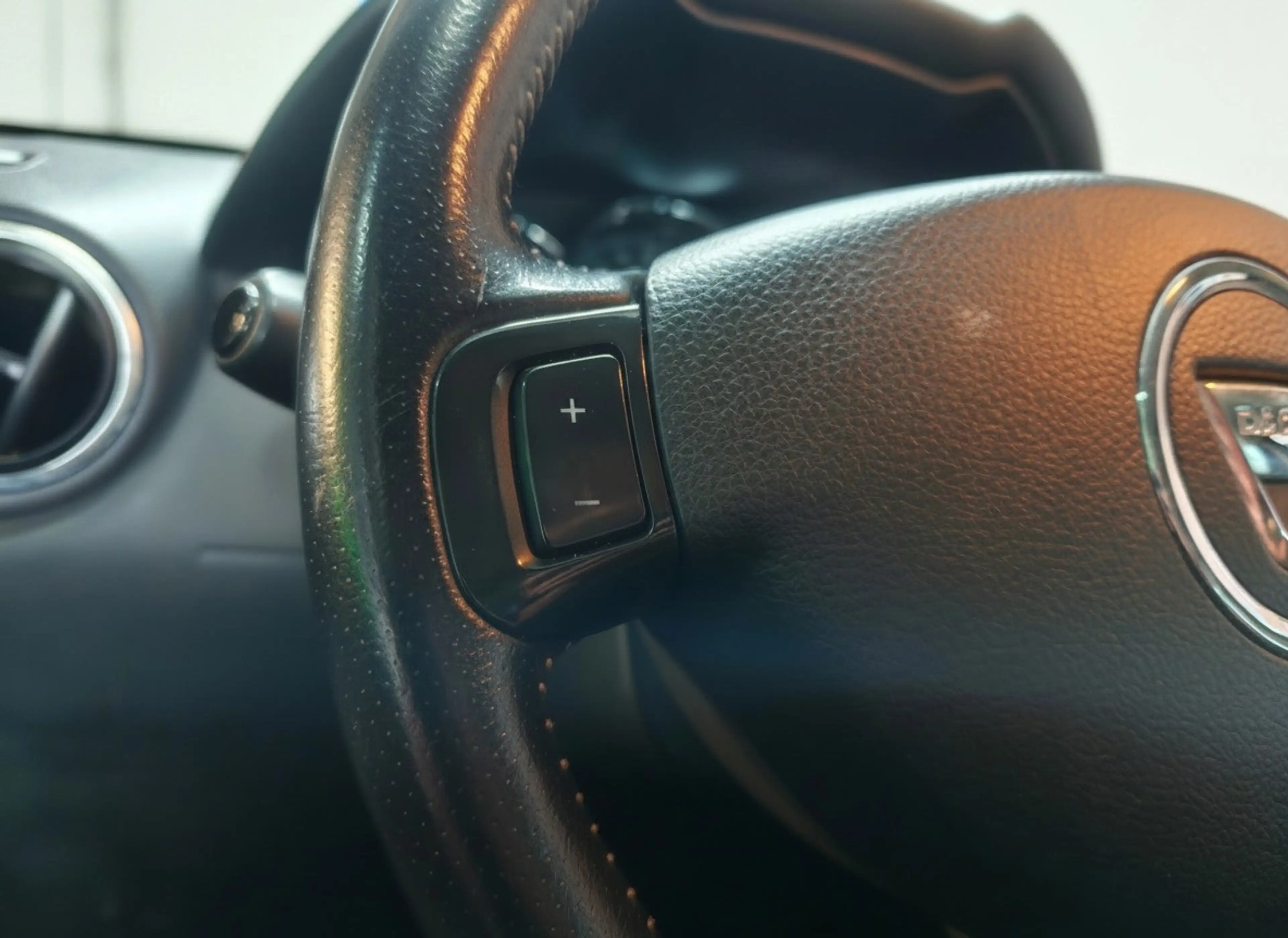 Dacia Duster 1.2 TCe 4x2 Lauréate, Airco, Cruise, LM, PDC, NAP — photo 15