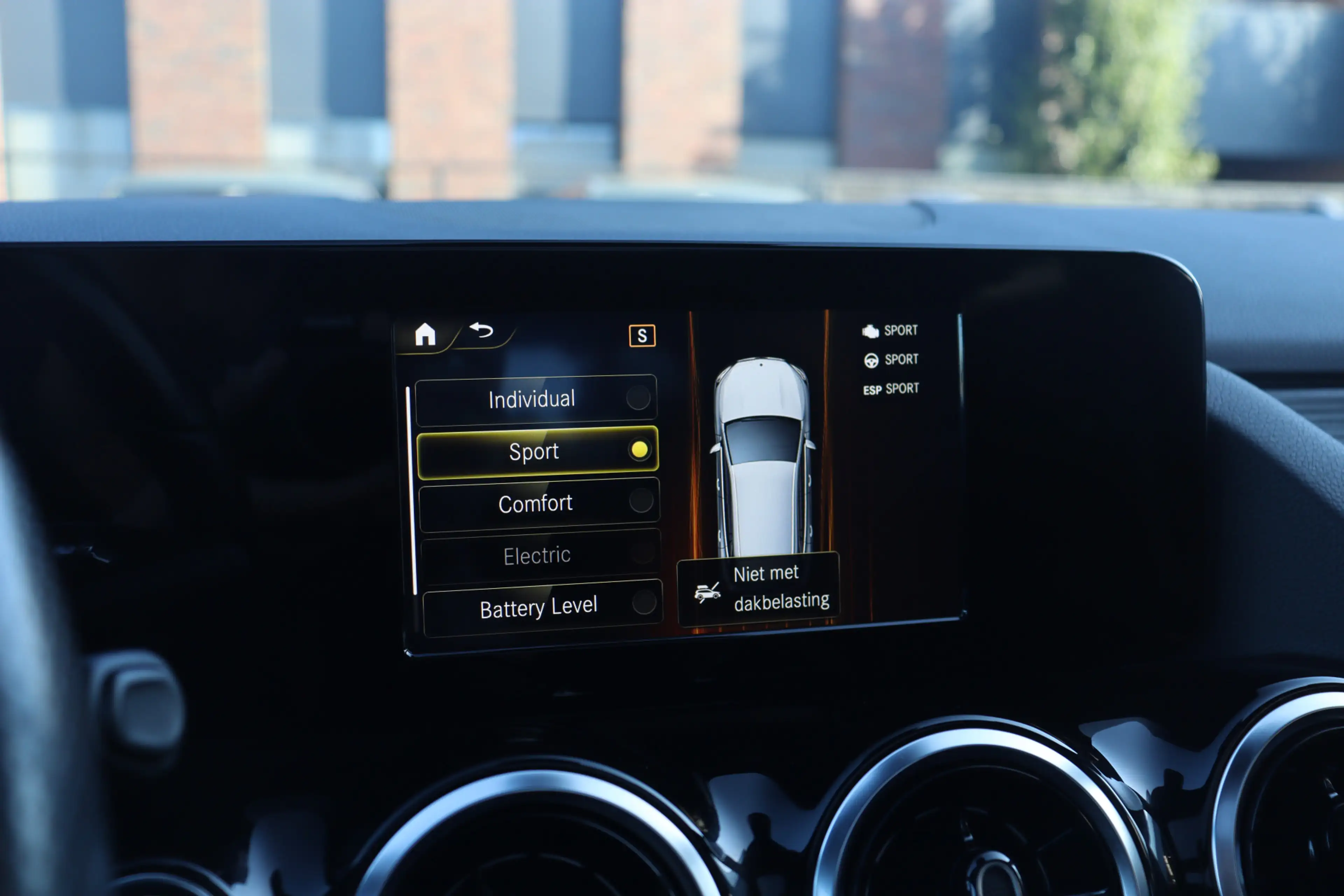 Mercedes-Benz GLA 250 e AMG Line | Pano | Trekhaak | Memory | — photo 24