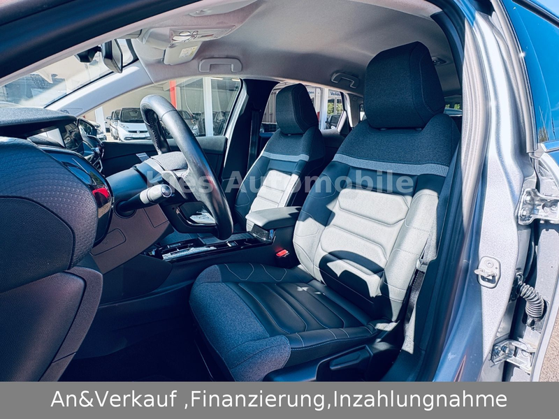 Citroen C4 Lim. — photo 11