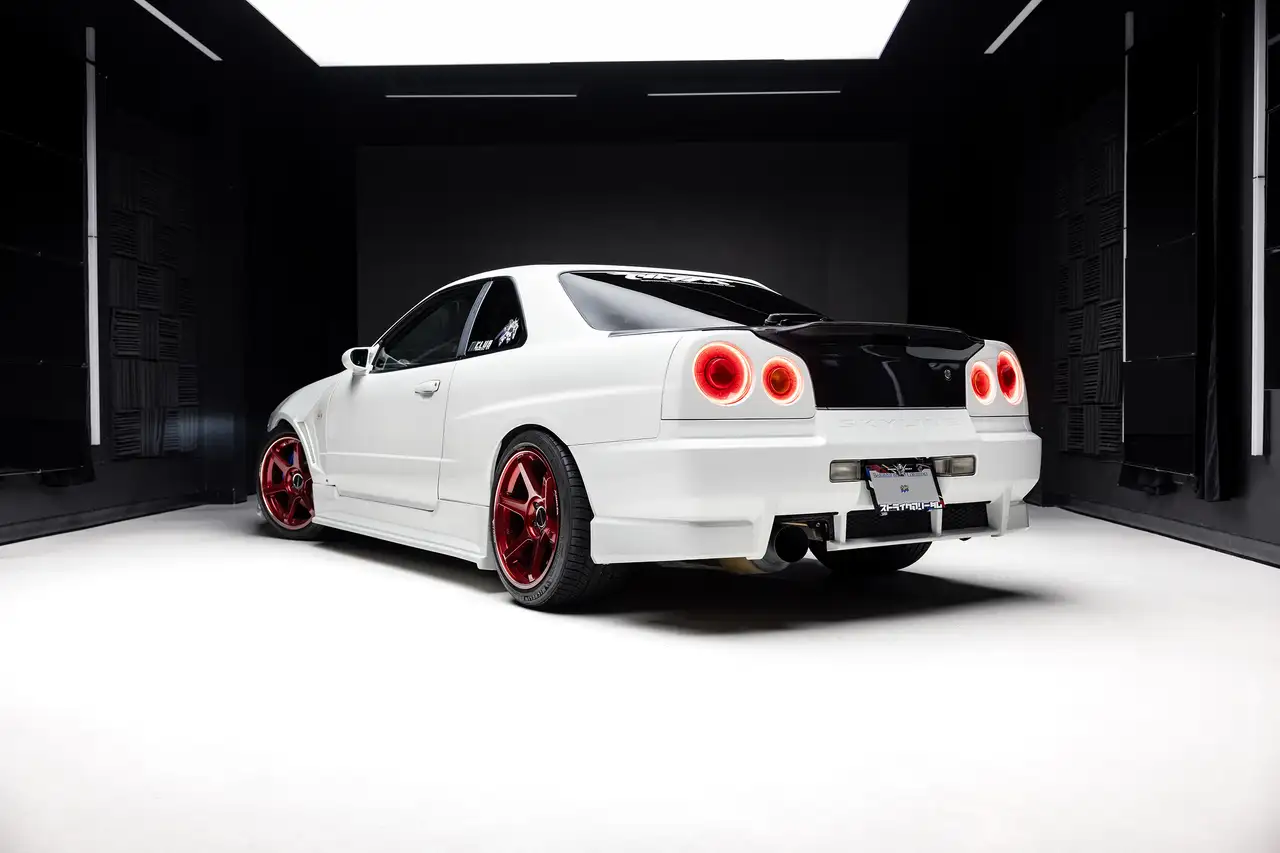 2000 Nissan Skyline