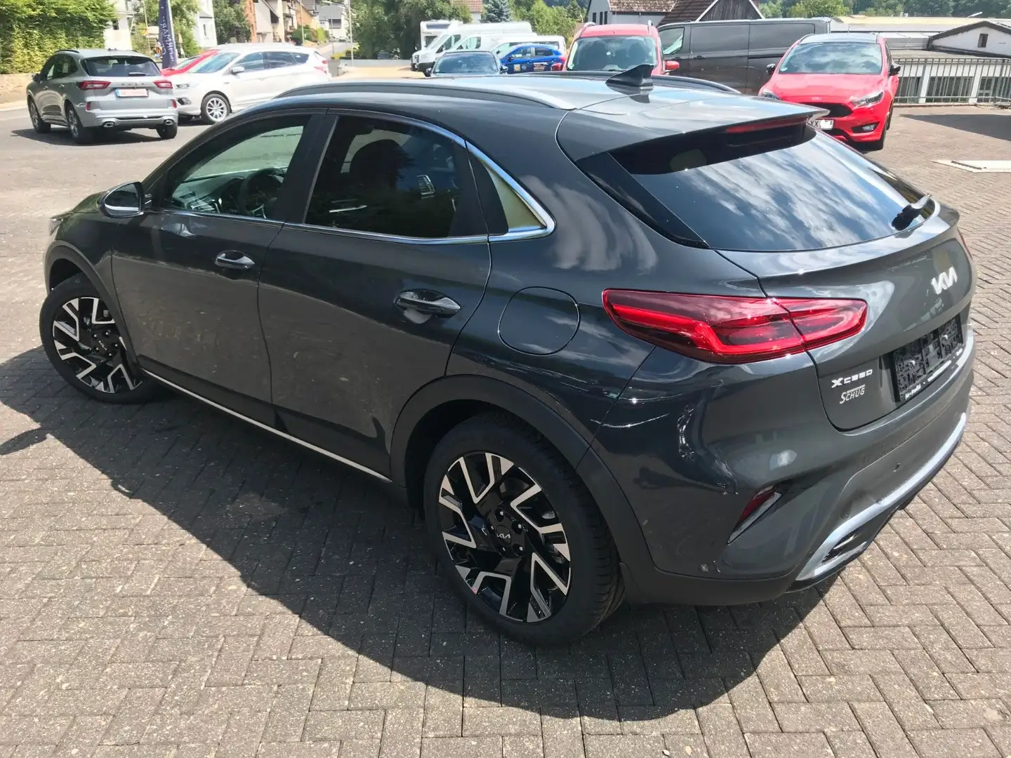 Kia XCeed 1.5 T-GDI TOP, LED*RFK*Navi*WinPa*PDC*7JG Gris - 2
