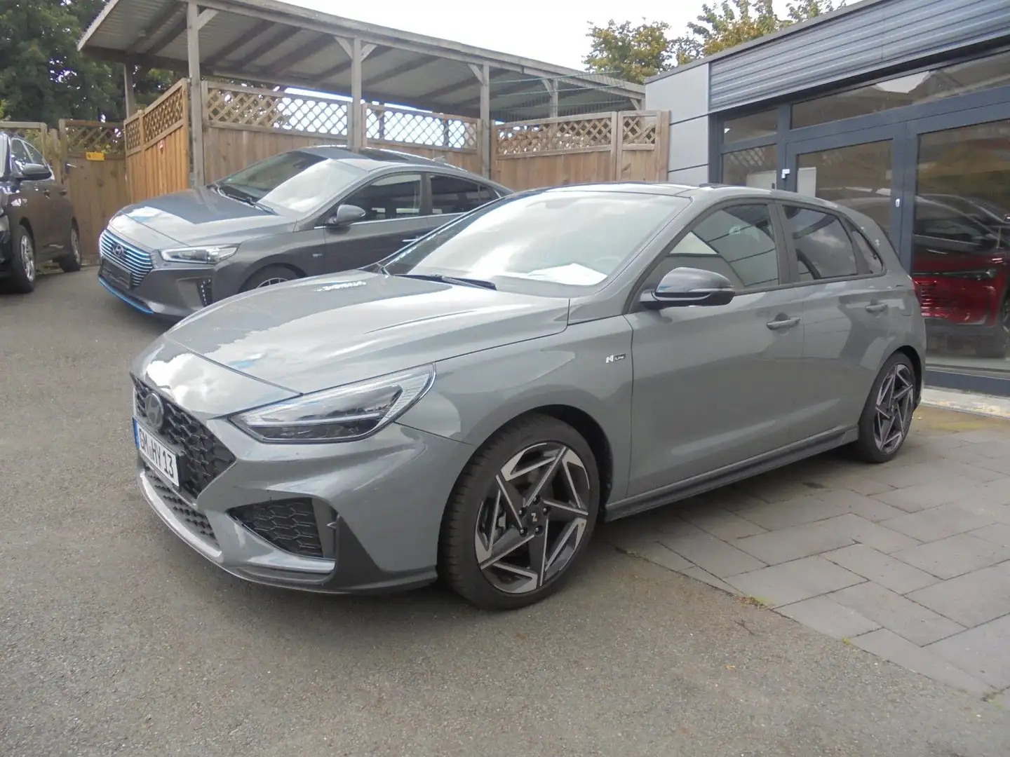 Hyundai i30 1.5 T-GDI N Line Sitz-Paket Panoramdach Grau - 1