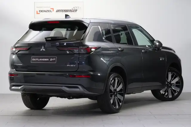 Mitsubishi Outlander PHEV 2,4 4WD Diamond Leder Schwarz AT 26 Ansicht 4