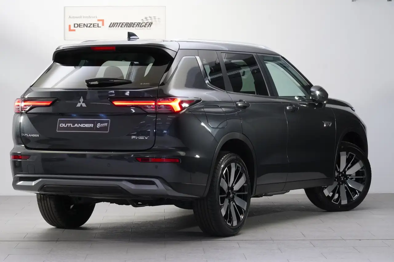 Mitsubishi Outlander 2026