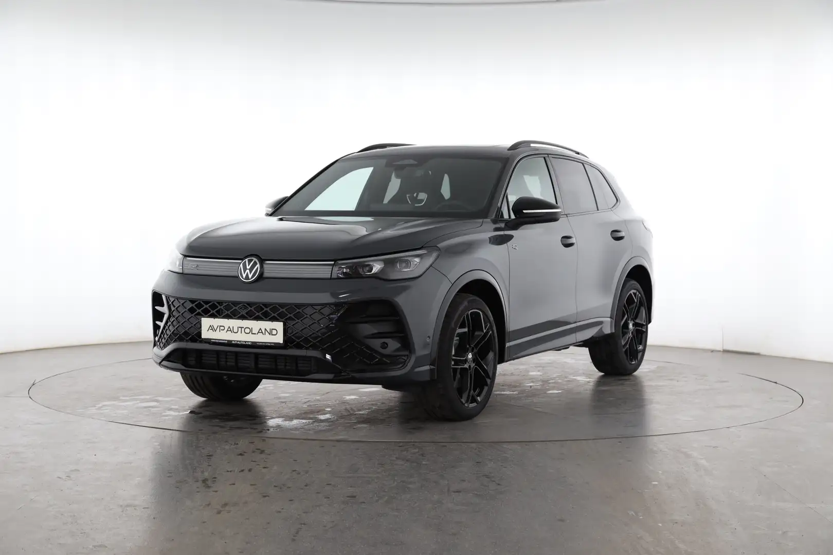 Volkswagen Tiguan 2.0 TSI DSG 4MOTION BLACK STYLE R-Line Grau - 2