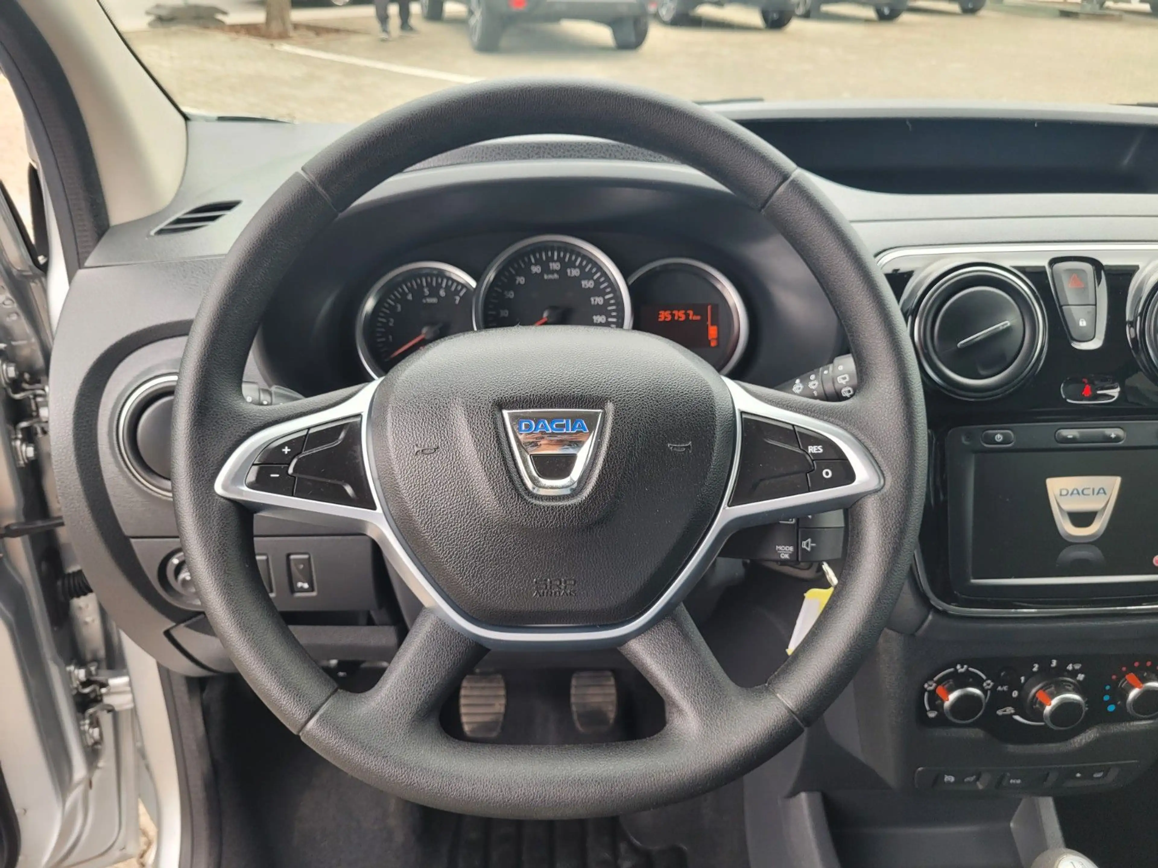 Dacia Dokker Comfort Turbo*1.Hand,PDC hinten,Navi* — photo 10