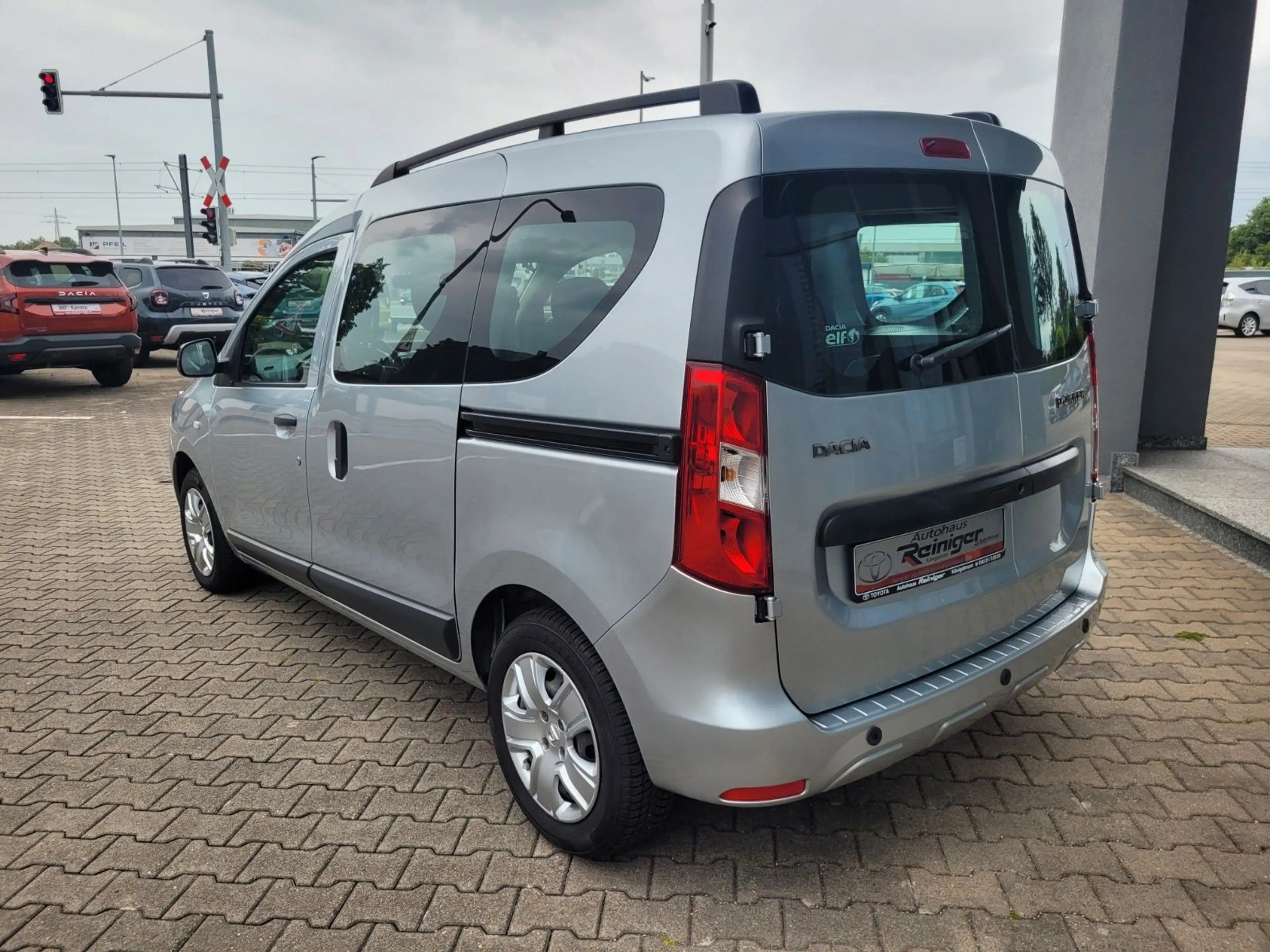 Dacia Dokker Comfort Turbo*1.Hand,PDC hinten,Navi* — photo 5