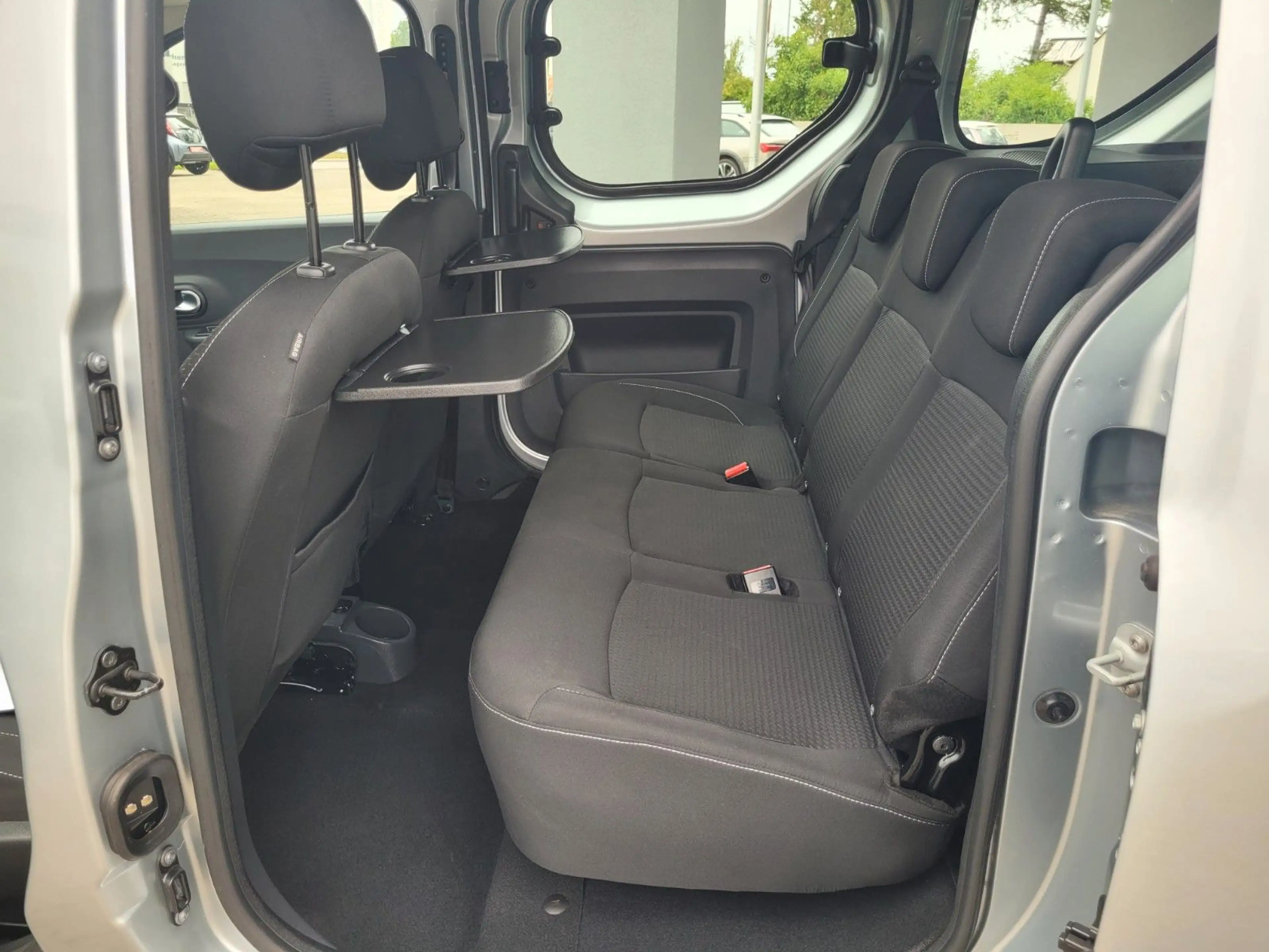 Dacia Dokker Comfort Turbo*1.Hand,PDC hinten,Navi* — photo 13