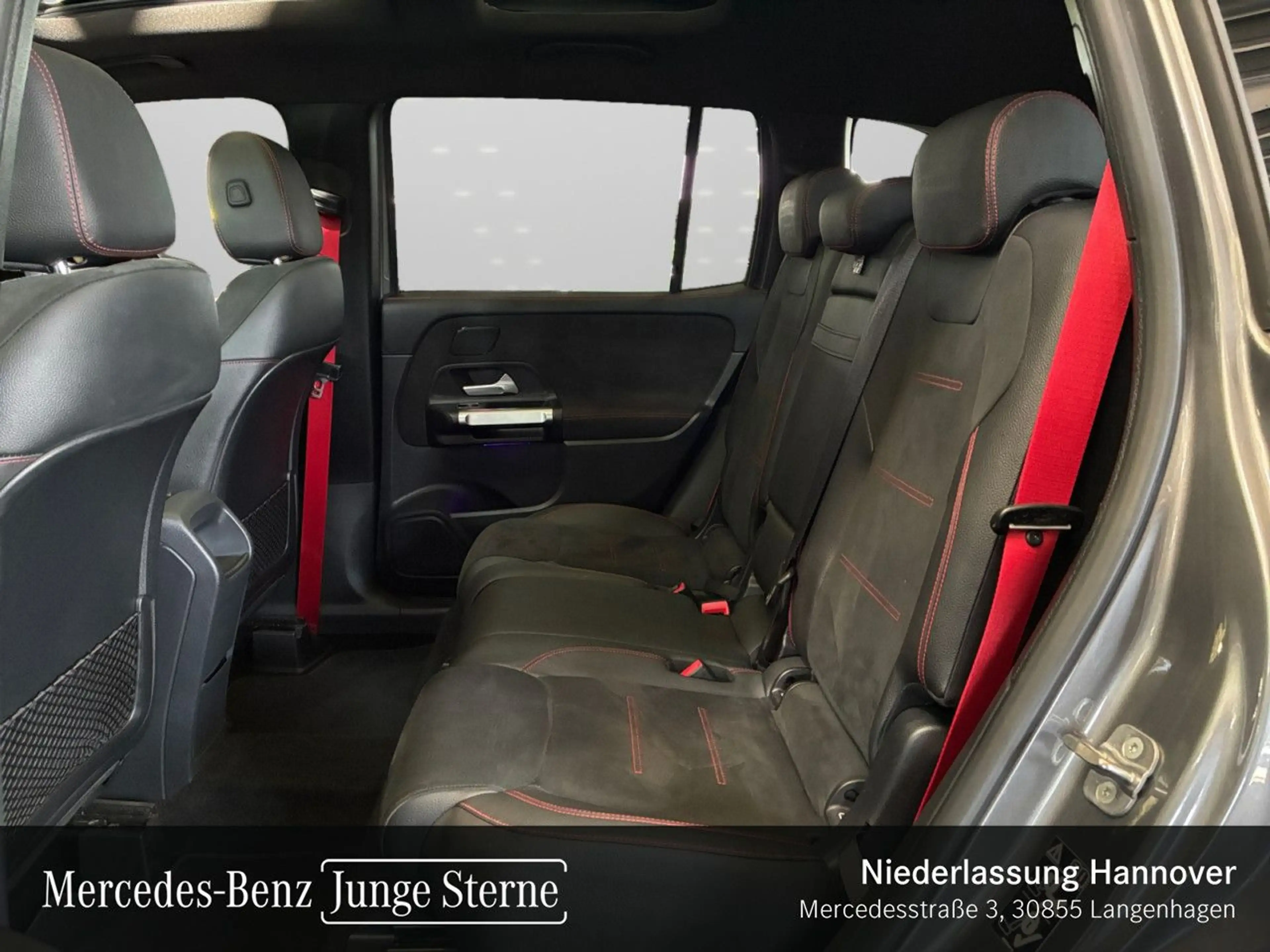 Mercedes-Benz GLB 35 AMG GLB 35 4M AMG+PANO+MULTIBEAM+STHZG+KAMERA+KEYLESS — photo 11