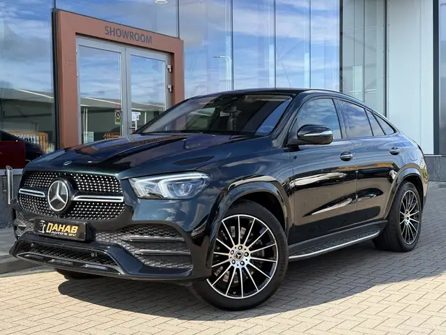 Mercedes-Benz GLE view 3